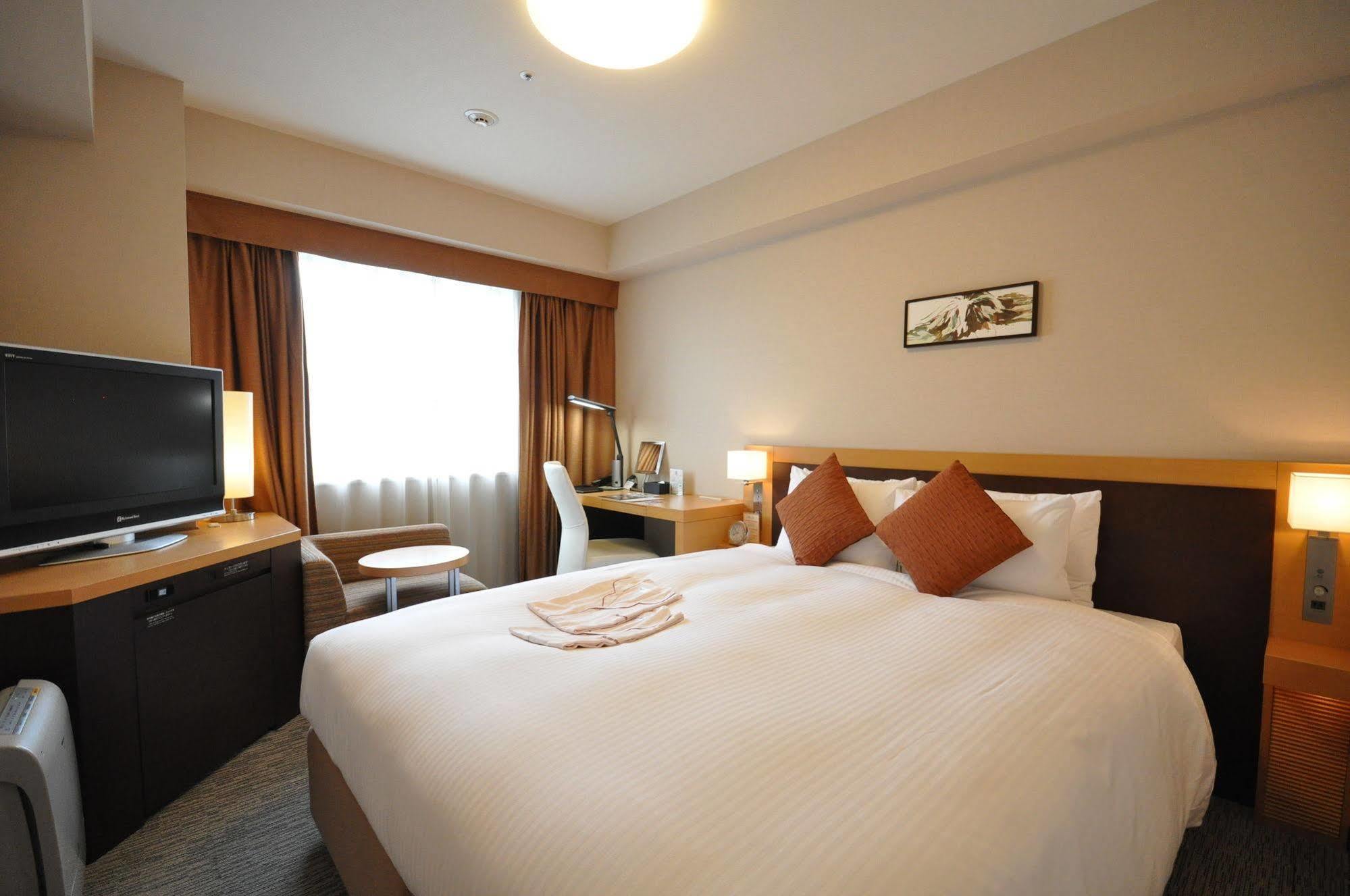 Richmond Hotel Kumamoto Shinshigai Bagian luar foto